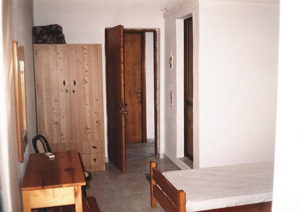 Dina'S Rooms Mesongi Phòng bức ảnh